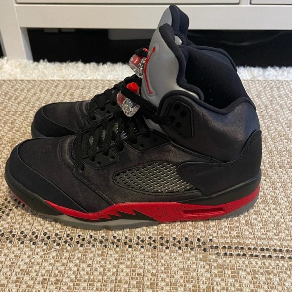 Jordan 5 Satin Bred (2018)